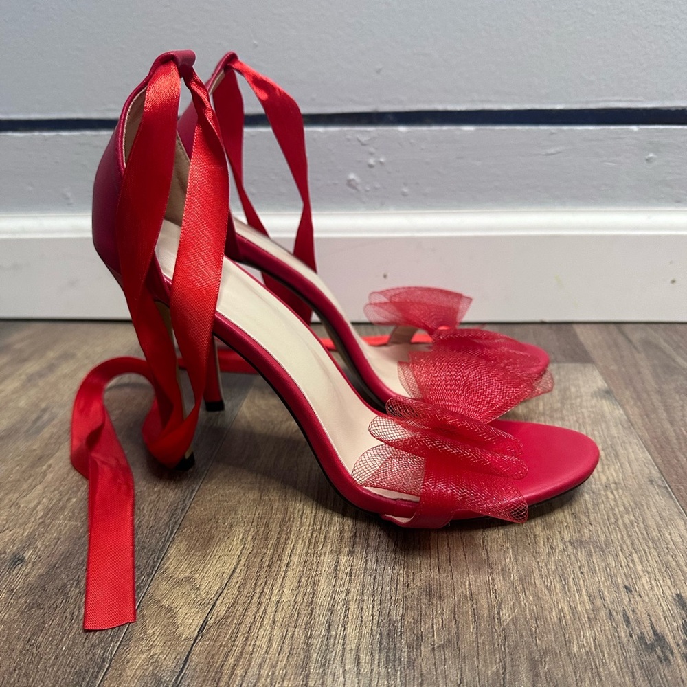 4 inch red heels with bow